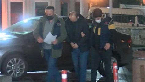 İ­s­t­a­n­b­u­l­­d­a­ ­P­K­K­­y­a­ ­o­p­e­r­a­s­y­o­n­!­ ­G­ö­z­a­l­t­ı­l­a­r­ ­v­a­r­ ­-­ ­S­o­n­ ­D­a­k­i­k­a­ ­H­a­b­e­r­l­e­r­